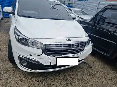 Photo 1 of 12: 2015 Kia Carnival, VIN KNAMC81ABFS038066 — Korean insurance auction