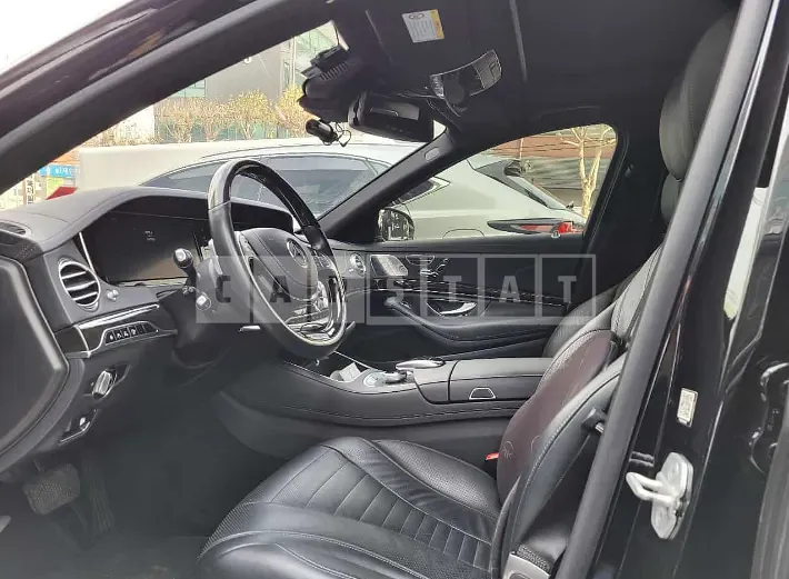 Photo 2 of 16: 2015 Mercedes-Benz S500L, VIN WDDUG8CB9FA113334 — Korean insurance auction