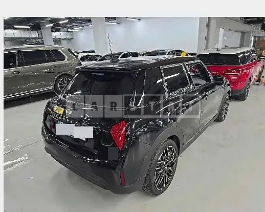 Photo 2 of 13: 2025 MINI Cooper S — Korean insurance auction