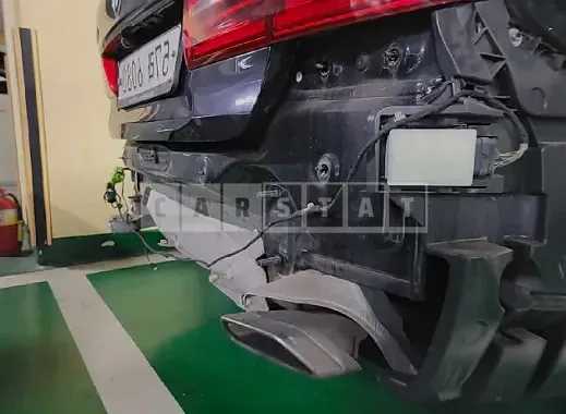 Photo 2 of 9: 2018 BMW 530i xDrive, VIN WBAJD9108JWC12512 — Korean insurance auction