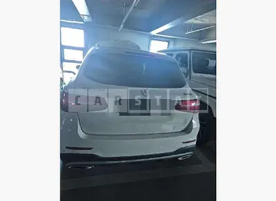 Photo 1 of 50: 2019 Mercedes-Benz GLC300 4Matic — Korean insurance auction