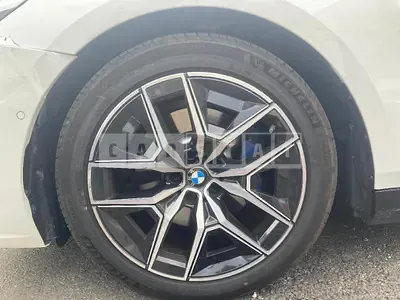2023 BMW 523d wheels (parts)