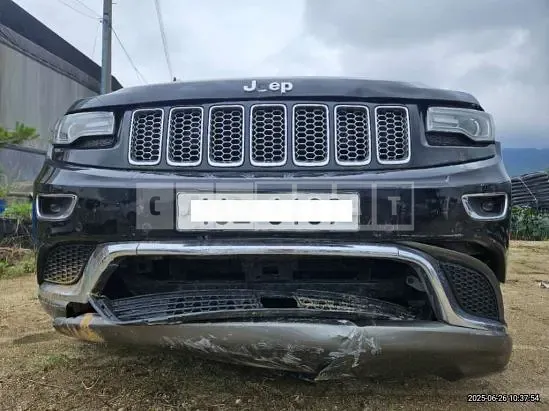 Photo 2 of 11: 2015 Jeep Zip Grand Cherokee — Korean insurance auction