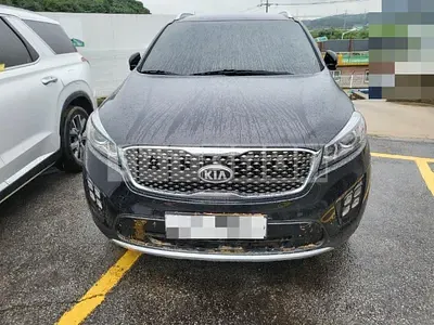 Photo 1 of 6: 2016 Kia Sorento 2.0 — Korean insurance auction
