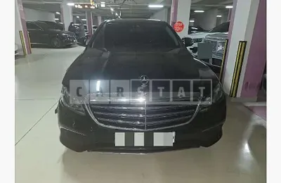 Photo 1 of 27: 2019 Mercedes-Benz E220 d 4Matic — Korean insurance auction