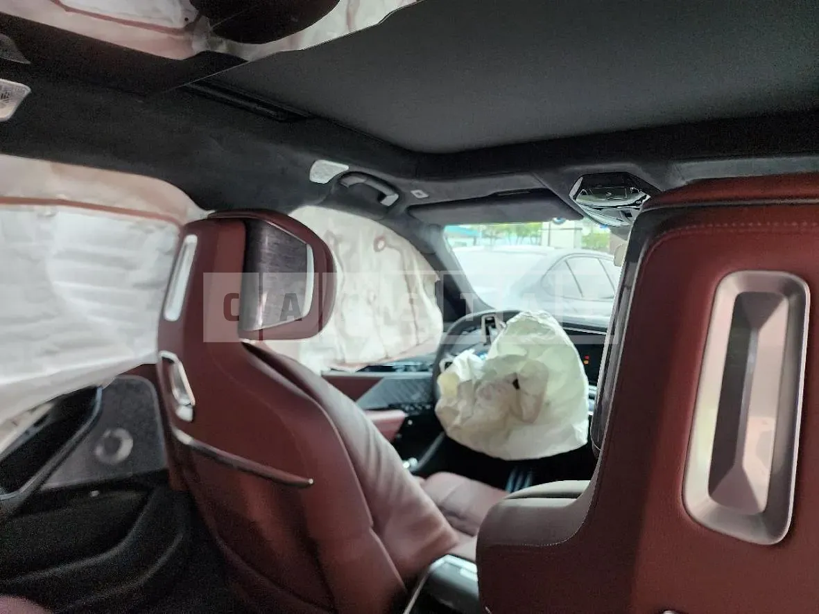 Photo 2 of 25: 2023 BMW i7 xDrive60 — Korean insurance auction