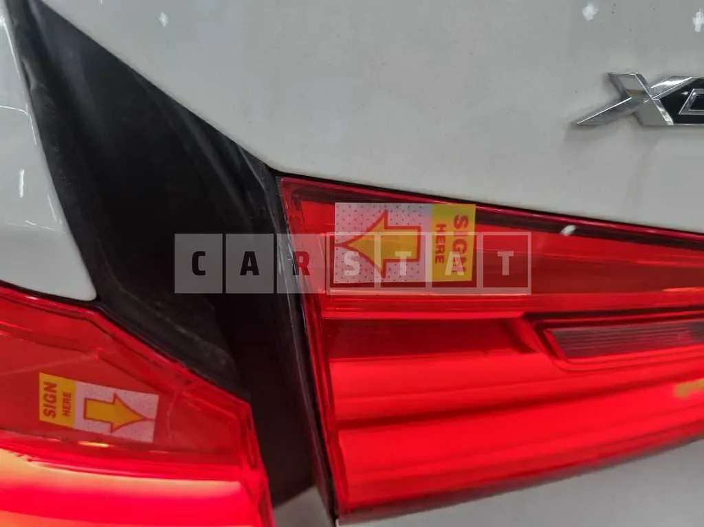 Photo 2 of 32: 2020 BMW 520d xDrive Luxury, VIN WBAJF5108LWW84678 — Korean insurance auction