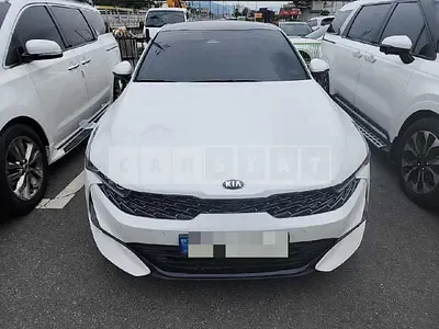 Photo 1 of 15: 2021 Kia K5 — Korean insurance auction