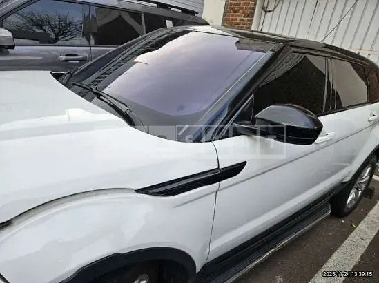 Photo 2 of 20: 2019 Land Rover Range Rover Evoque TD4, VIN SALVA2BN1KH326300 — Korean insurance auction