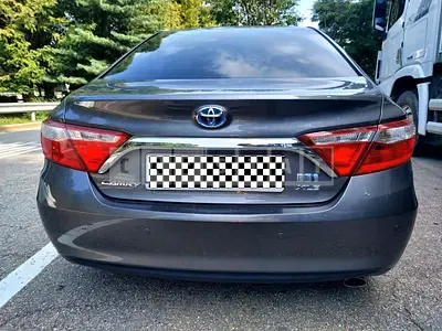 Photo 1 of 24: 2017 Toyota Camry Hybrid, VIN 4T1BD1FK8HU223530 — Korean insurance auction