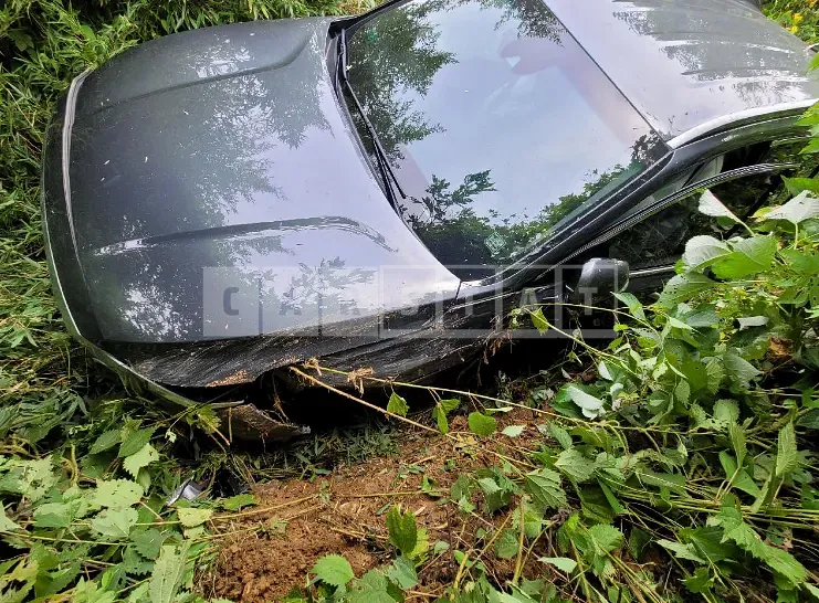 Photo 2 of 12: 2020 Hyundai Santa Fe, VIN KMHS281BBLU232398 — Korean insurance auction