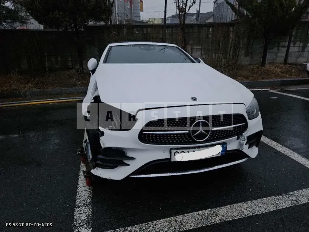 Photo 2 of 9: 2021 Mercedes-Benz E450 4Matic Cabriolet, VIN W1K1K5KB9MF159800 — Korean insurance auction