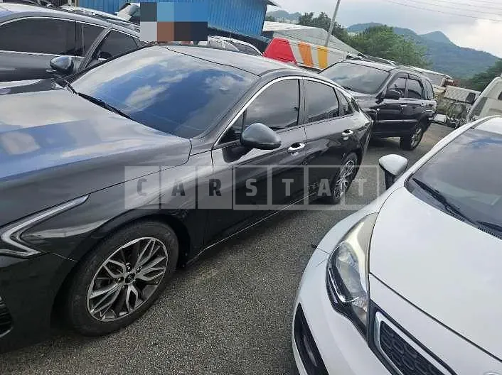 Photo 2 of 36: 2021 Kia K5 — Korean insurance auction