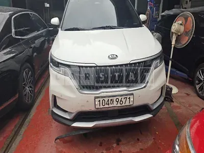Photo 1 of 34: 2021 Kia Carnival — Korean insurance auction