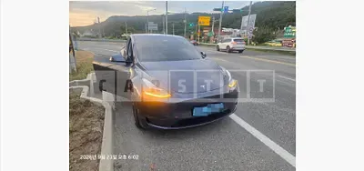 Photo 1 of 27: 2021 Tesla Model Y Long Range — Korean insurance auction
