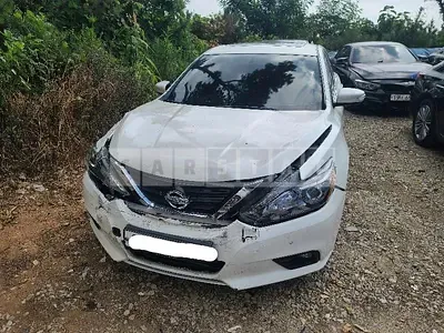 Photo 1 of 14: 2017 Nissan Altima 2.5, VIN 1N4AL3AP6HC107028 — Korean insurance auction
