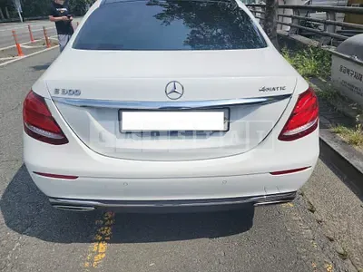 Photo 1 of 16: 2019 Mercedes-Benz E300, VIN WDDZF4JBXKA684460 — Korean insurance auction