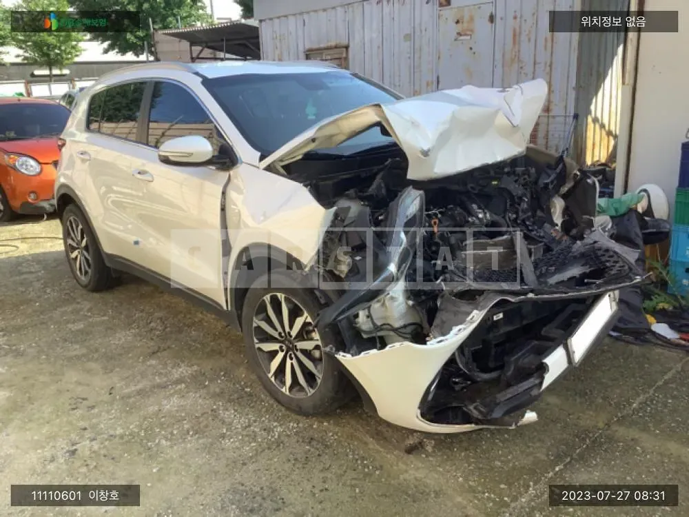 Photo 2 of 16: 2017 Kia Sportage, VIN KNAP6815GJK323450 — Korean insurance auction