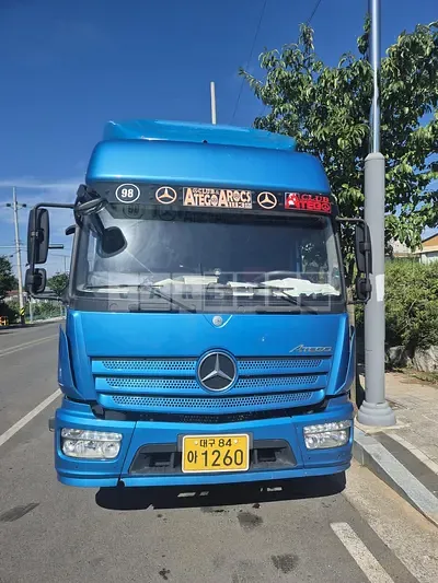 Photo 1 of 3: 2018 Mercedes-Benz Arox 7.5 Ton, VIN WDB967025J0162038 — Korean insurance auction