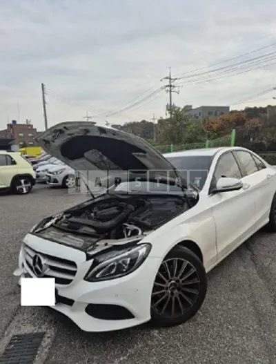 Photo 1 of 21: 2018 Mercedes-Benz C 200d — Korean insurance auction