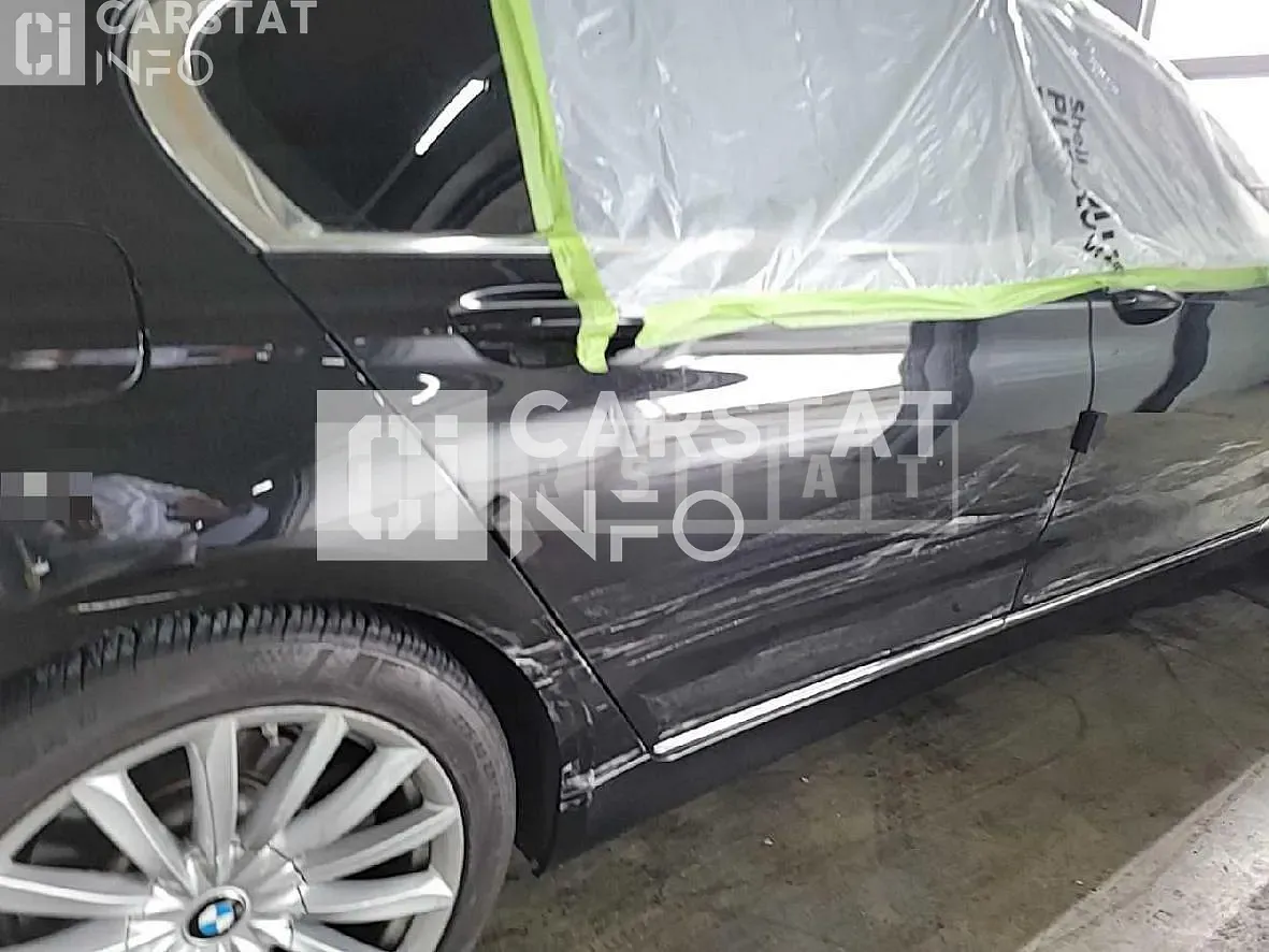Photo 2 of 25: 2016 BMW 730Ld xDrive, VIN WBA7G610XGG509507 — Korean insurance auction