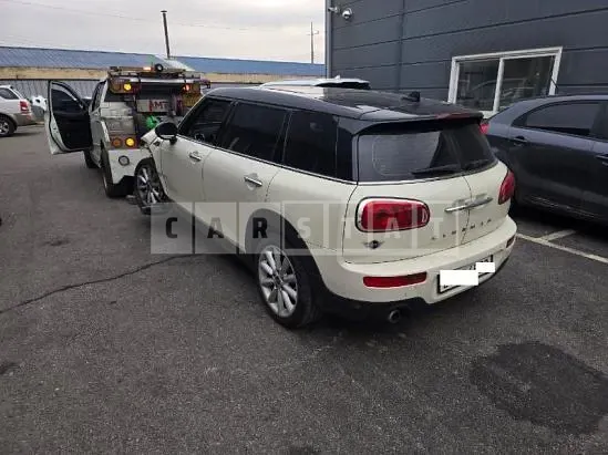 Photo 2 of 8: 2019 MINI Cooper Clubman, VIN WMWLN5107K2H74604 — Korean insurance auction