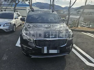 Photo 1 of 20: 2018 Kia Carnivals — Korean insurance auction