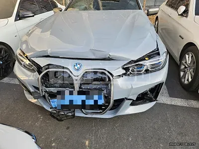 2022 BMW i4 M50