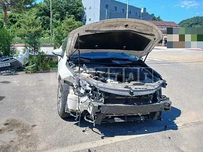 Photo 1 of 14: 2016 Toyota Camry Hybrid — Korean insurance auction