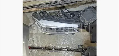 2019 (Parts) BMW 520d Luxury Headlamp