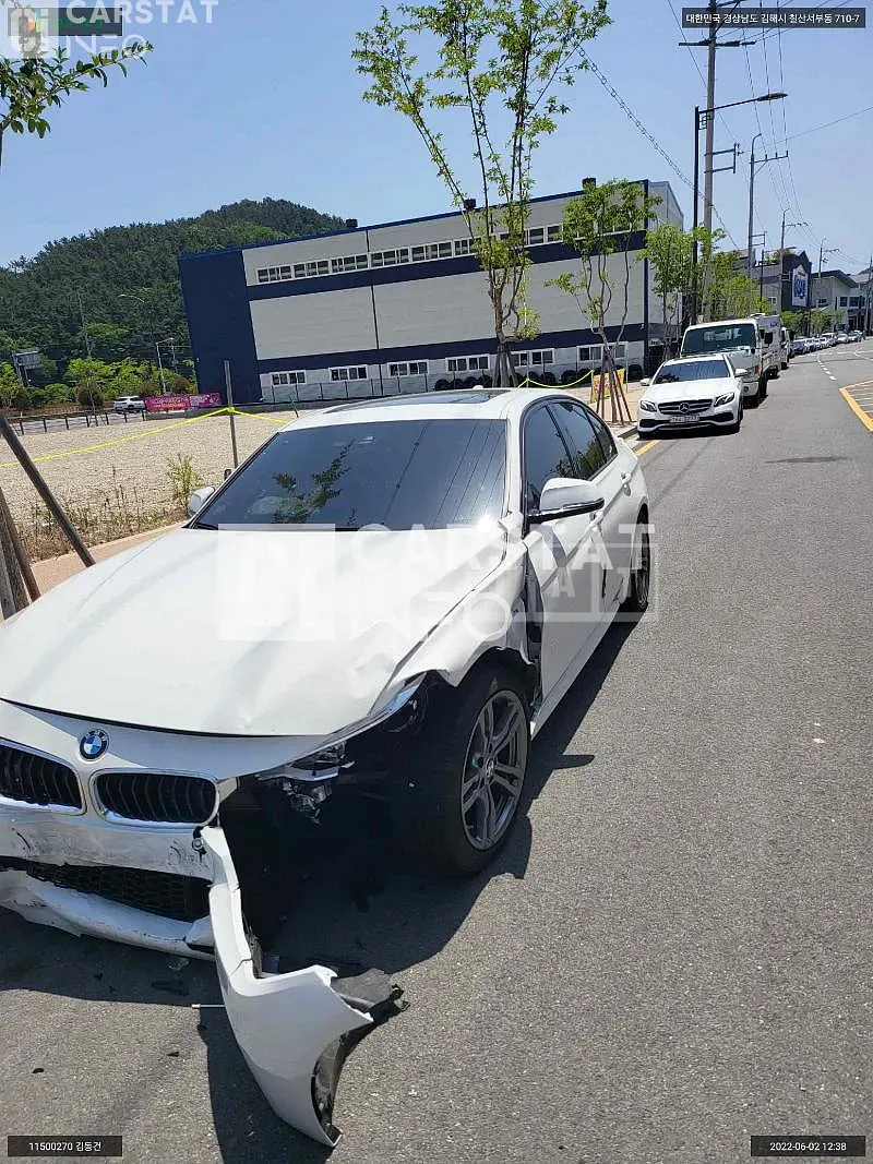 Photo 2 of 20: 2018 BMW 320i, VIN WBA8A9102JAH11861 — Korean insurance auction