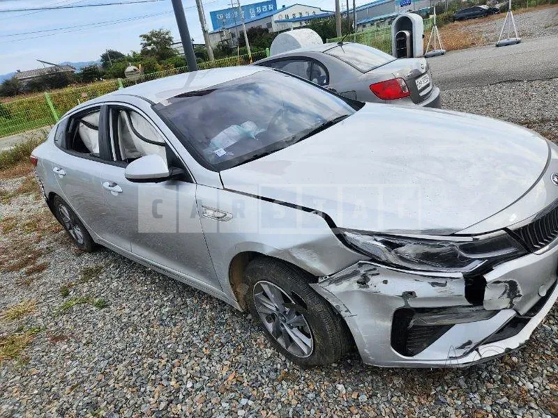 Photo 2 of 26: 2019 Kia K5, VIN KNAGS411BLA390051 — Korean insurance auction
