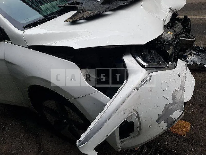 Photo 2 of 16: 2020 Hyundai Modern Ionic, VIN KMHC851CGLU218990 — Korean insurance auction