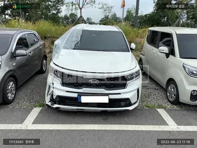 Photo 1 of 20: 2020 Kia Sorento, VIN KNARH81GBMA020392 — Korean insurance auction