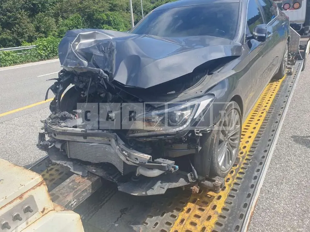 Photo 2 of 16: 2018 Genesis G80 2.2 — Korean insurance auction