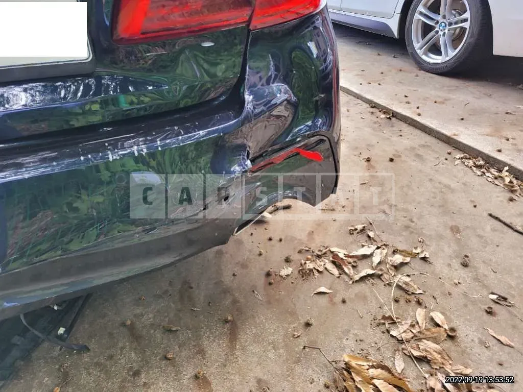Photo 2 of 21: 2020 BMW 520d xDrive M Sport Package, VIN WBAJF5100LWW58480 — Korean insurance auction