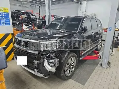 Photo 1 of 13: 2021 Kia Mohave — Korean insurance auction