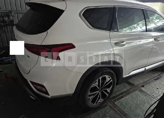 Photo 2 of 15: 2020 Hyundai Santa Fe — Korean insurance auction