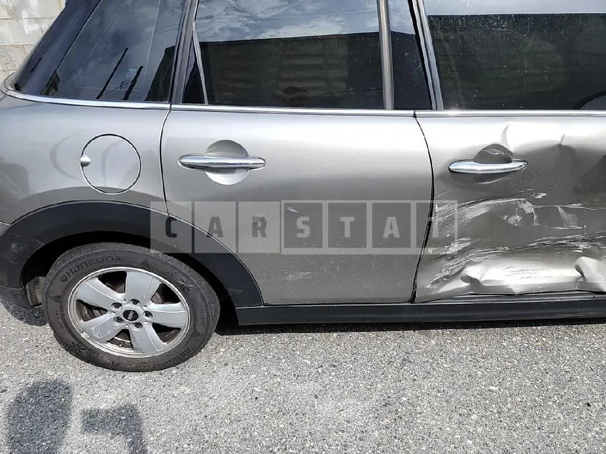 Photo 2 of 14: 2019 MINI Cooper Five-Door, VIN WMWXU1105K2H35488 — Korean insurance auction