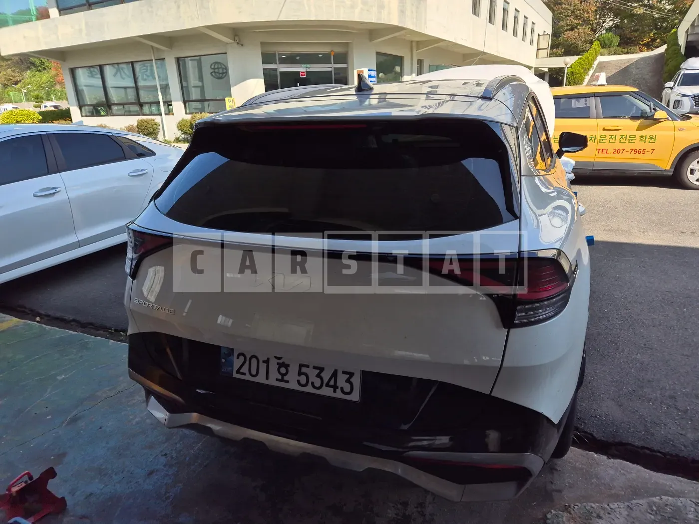 Photo 2 of 30: 2024 Kia Sportage, VIN KNAPY81BGRK305933 — Korean insurance auction
