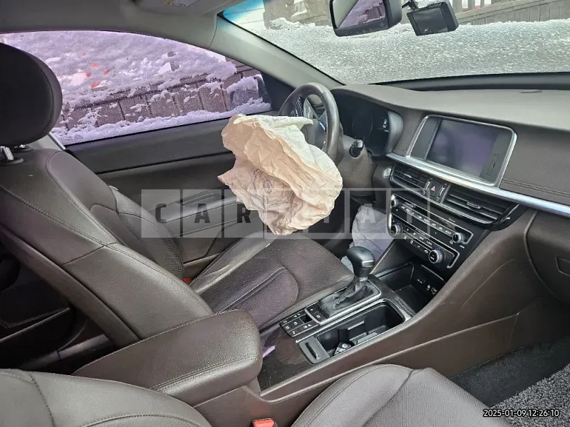 Photo 2 of 12: 2019 Kia K5 2.0 — Korean insurance auction