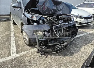 Photo 1 of 16: 2017 Kia Sorento — Korean insurance auction
