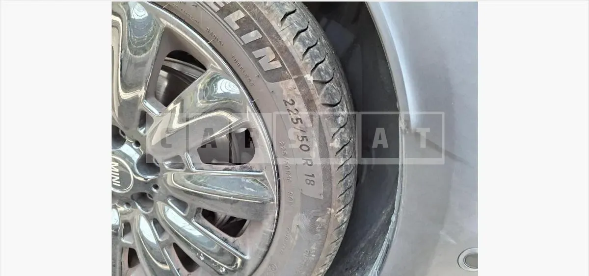 Photo 3 of 3: 2024 MINI (parts) Cooper Tyre, Wheel — Korean insurance auction