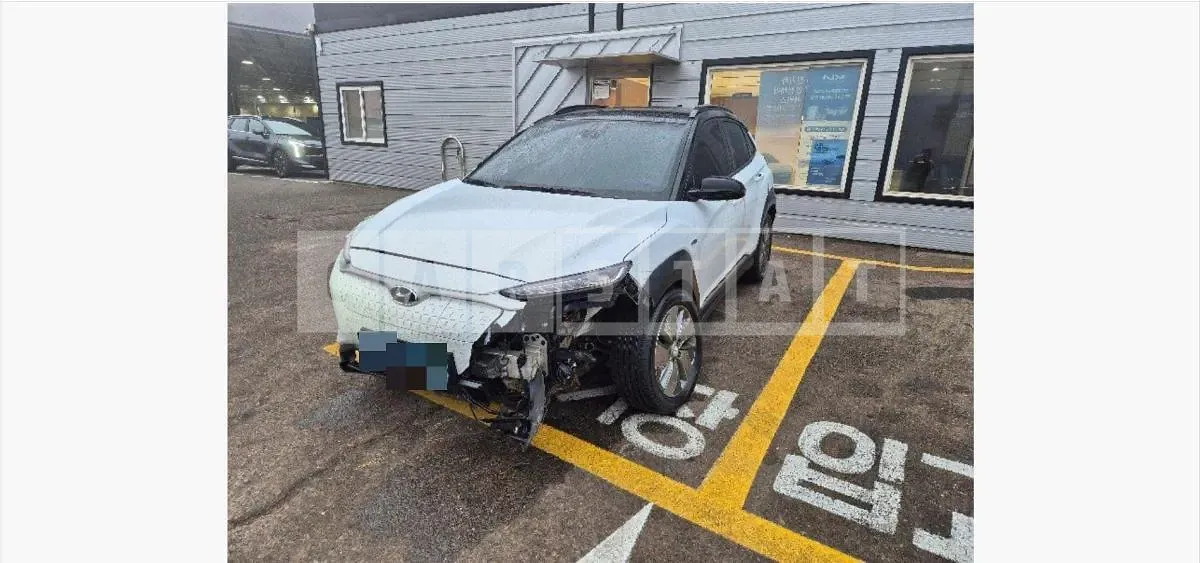 Photo 2 of 12: 2019 Hyundai Kona Electric Car — Korean insurance auction