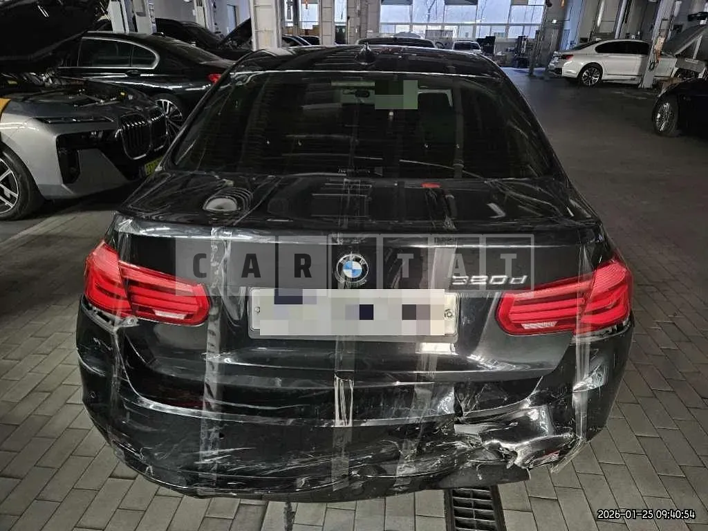 Photo 2 of 16: 2016 BMW 320d — Korean insurance auction