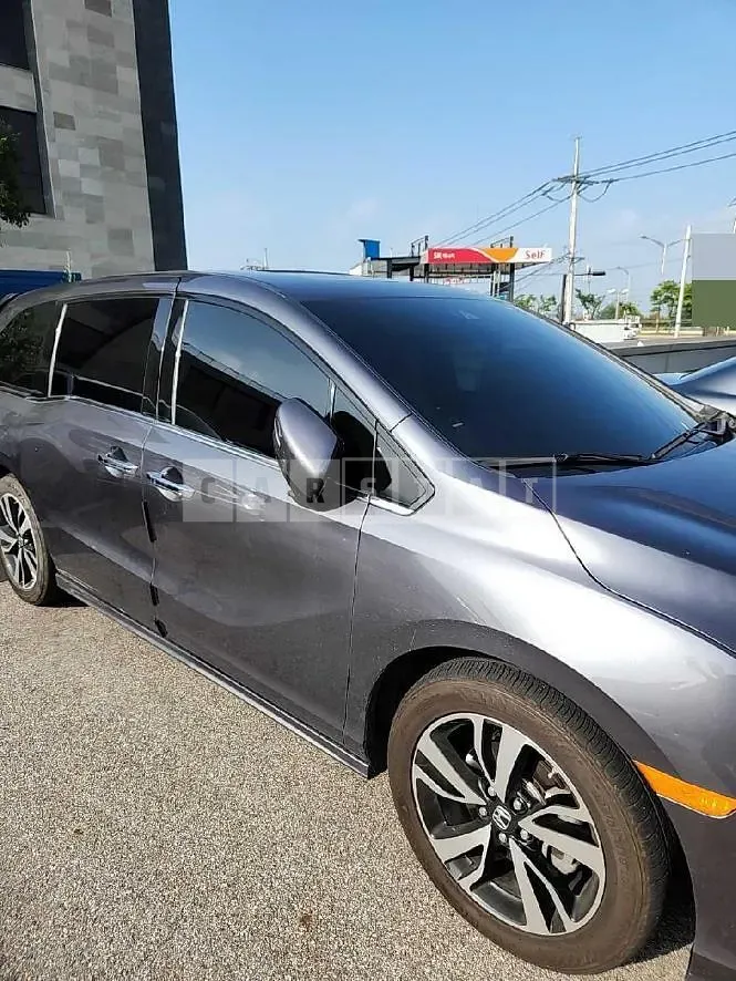 Photo 2 of 25: 2018 Honda Odyssey, VIN 5KBRL6880JB600416 — Korean insurance auction