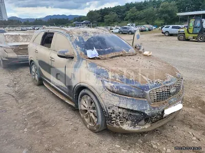 Photo 1 of 8: 2018 Kia Sorento, VIN KNAPH81BBJA403485 — Korean insurance auction