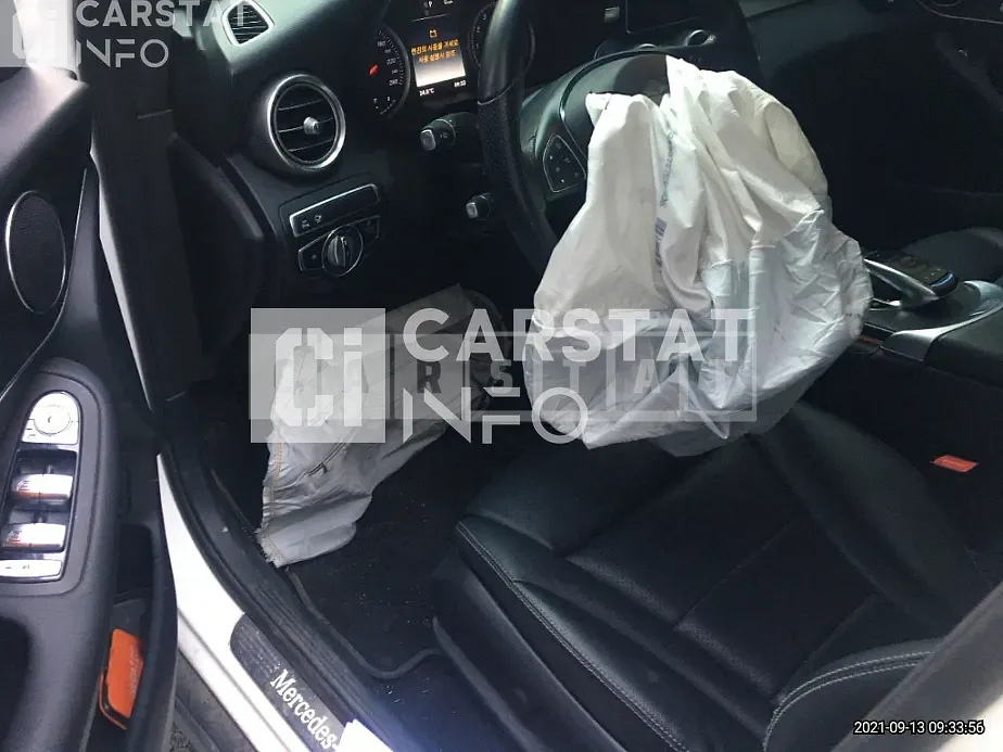 Photo 2 of 21: 2019 Mercedes-Benz GLC300 4Matic Coupe, VIN WDC0J4KB9KF516435 — Korean insurance auction