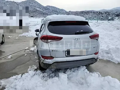 Photo 1 of 7: 2015 Hyundai Tucson TL 2.0, VIN KMHJ381ABGU012957 — Korean insurance auction