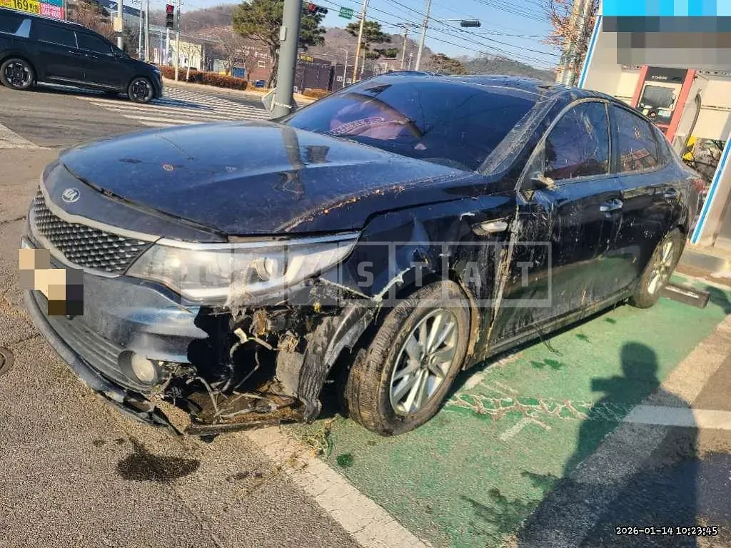 Photo 2 of 20: 2017 Kia K5 LPI — Korean insurance auction